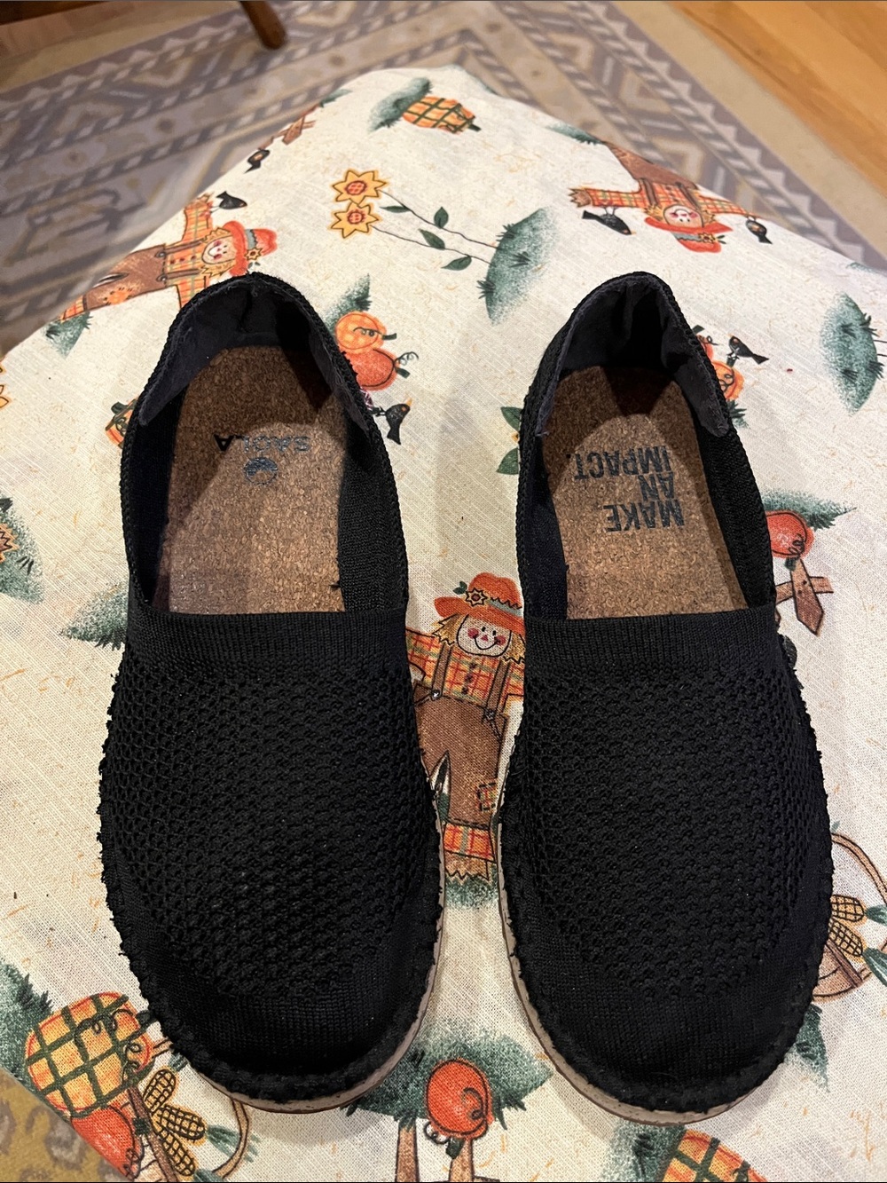Women's Black Knit Slip-On Flats